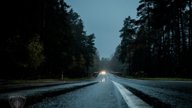 Atgādinājums autovadītājiem, kuru transportlīdzekļa pilna masa ir vairāk nekā 3 tonnas un kas atbilst N kategorijai!