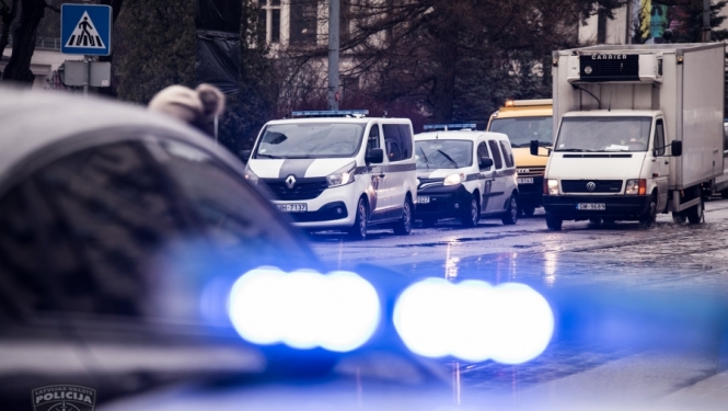 Veiksmīgas sadarbības rezultātā Valsts policija operatīvi aiztur Igaunijā nozagto automašīnu zagļus