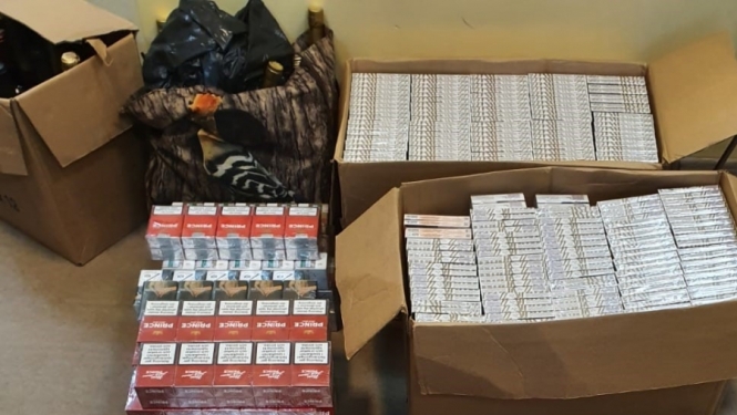 Divi zaķi ar vienu piegājienu