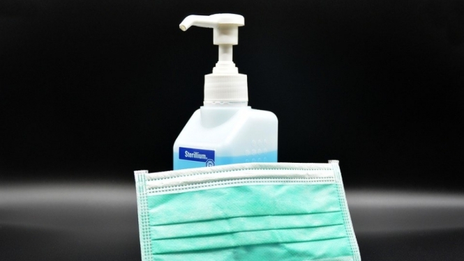 Valsts policija brīdina par krāpnieku - medicīnisko masku un dezinfekcijas līdzekļu tirgotāju