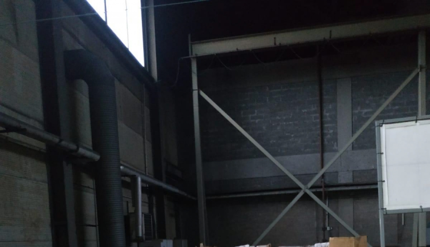 Valsts policija Rīgā atsavina nelegālās akcīzes preces – vairāk nekā 6,5 miljonus cigarešu un 32 tūkstošus litru alkohola