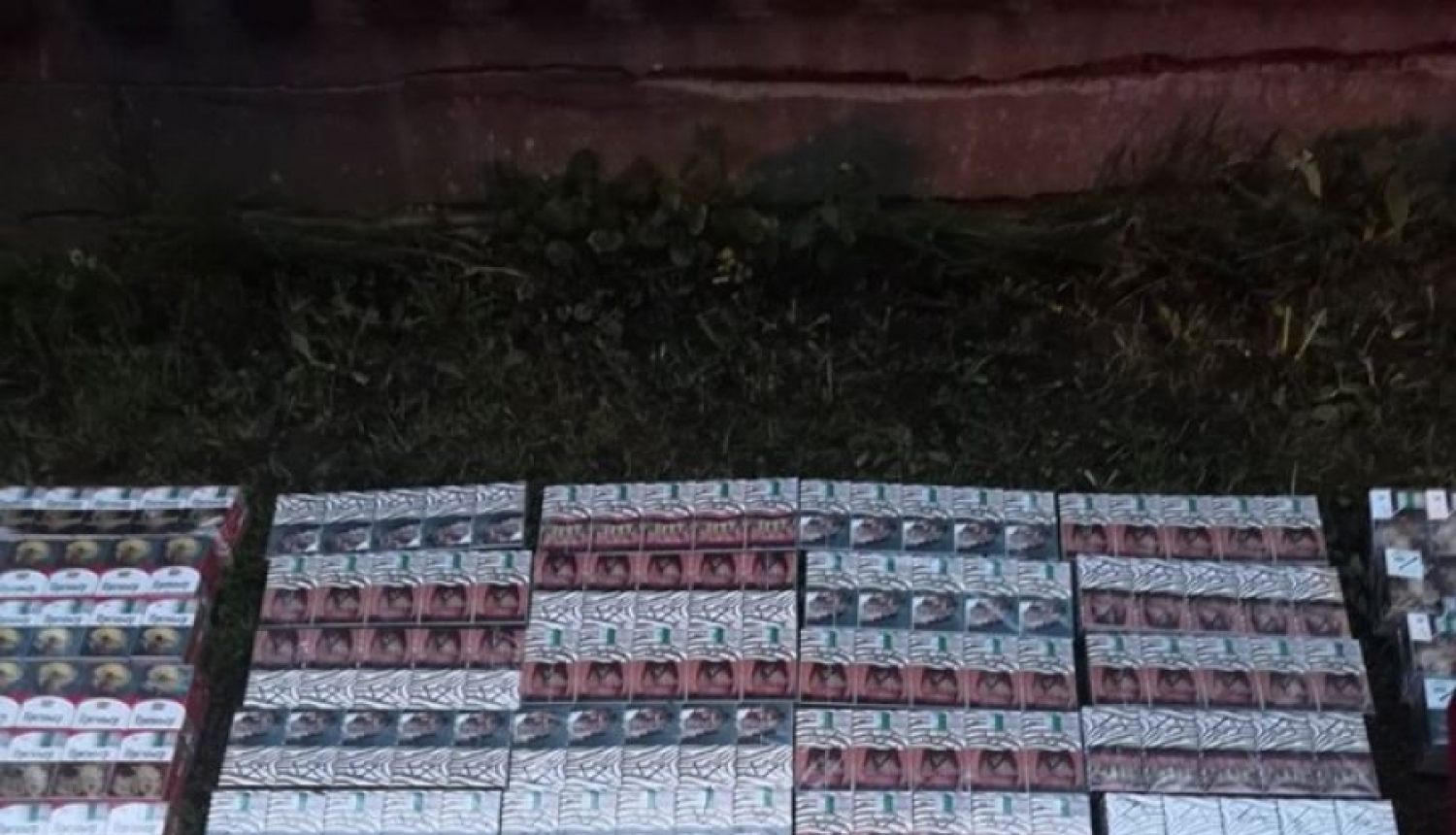 Par nelegālo cigarešu tirgošanu rīdziniekiem un Salaspils apkārtnes iedzīvotājiem aizturēts vīrietis