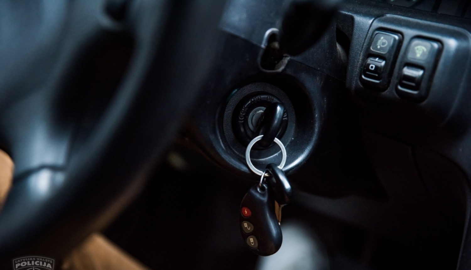 Mālpilī jaunieši nozog automašīnu un to pārdod par 150 eiro