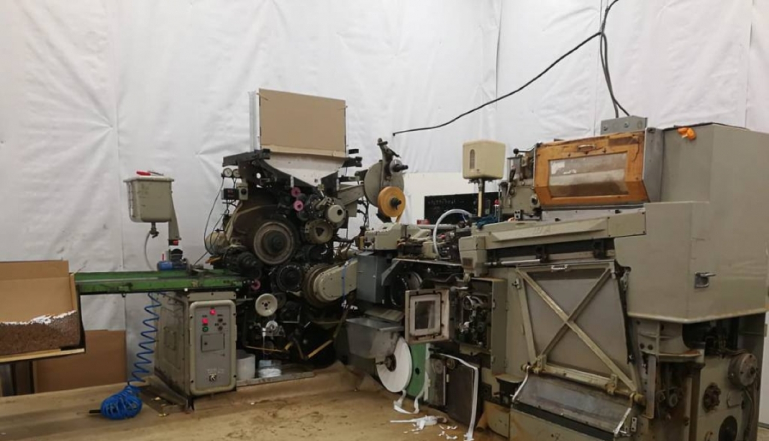 Kriminālvajāšanai nodota lieta par Jelgavā iepriekš atklātu nelegālo cigarešu ražotni