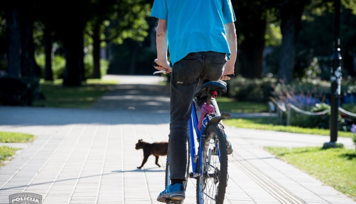 Aizturējām vīrieti, kurš Raganā no kāpņu telpām nozadzis divus velosipēdus