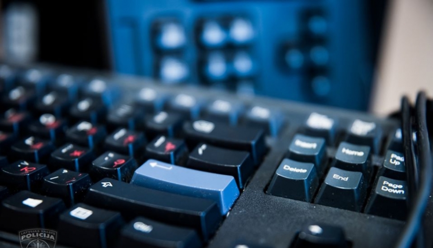 Valsts policija pabeidz izmeklēšanu lietā par interneta vidē izplatītajām ar drošības apdraudējumiem saistītām viltus ziņām